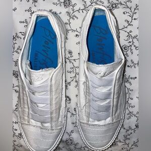 Blowfish sneakers | All white | Size 9M | NwoT